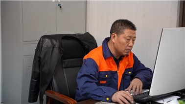 汪華 | 匠人精神:用執著(zhù)與敬業(yè)鑄就非凡人生 汪華 | 匠人精神:用執著(zhù)與敬業(yè)鑄就非凡人生